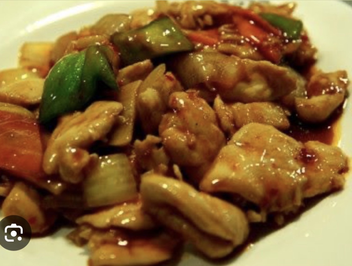 Pollo Kongbao picante con tomate